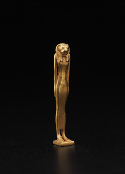 Tiny Treasures The Magic of Miniatures