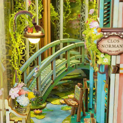 Monet Giverny Garden DIY Book Nook Kit